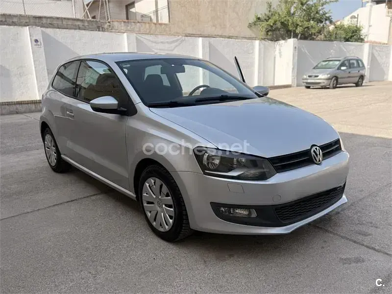 Usado VW Polo Sport 90 CV (66 kW) 2012 Gris / plata Utilitario
