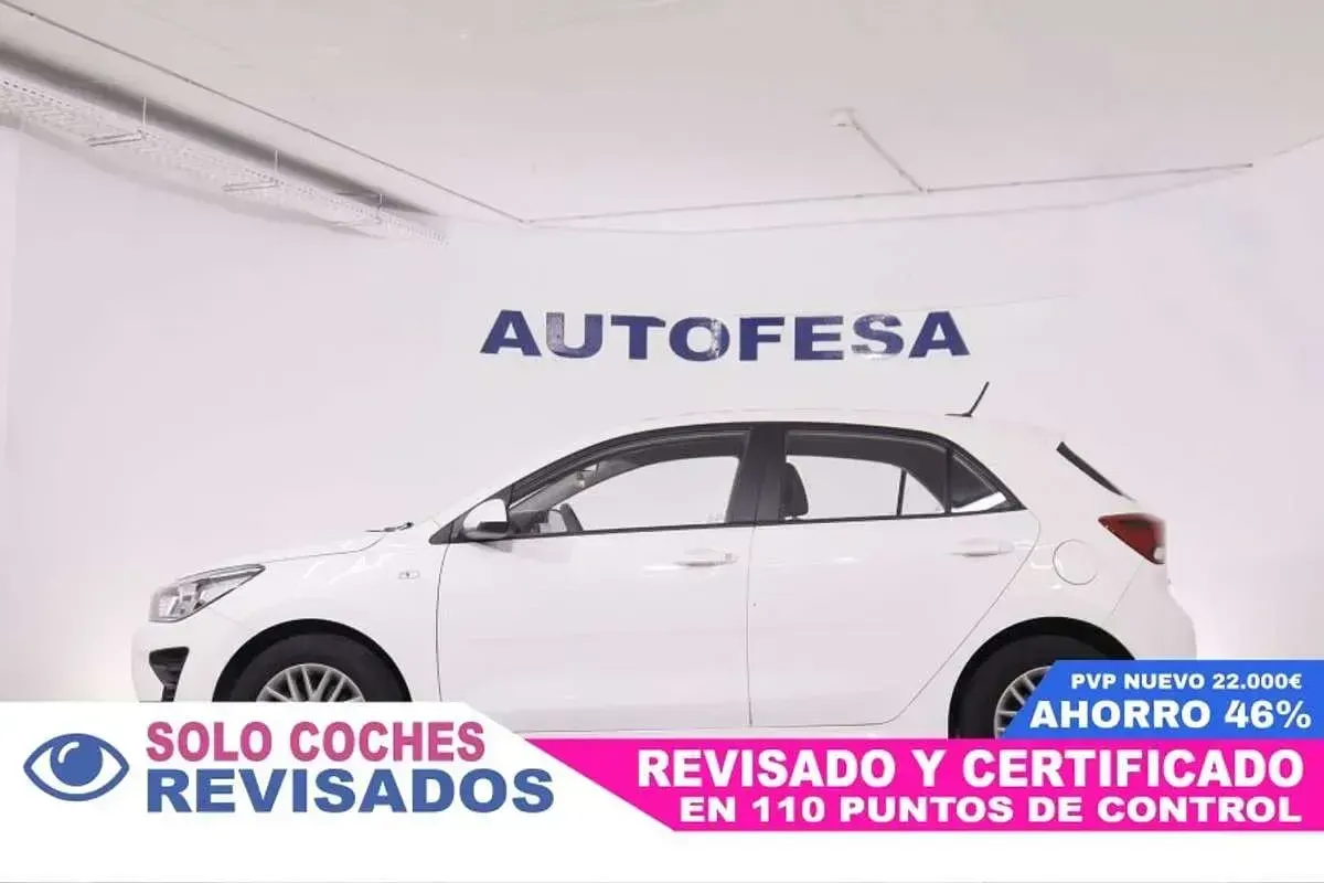 Usado Kia Rio 101 CV (74 kW) 2022 Blanco Berlina