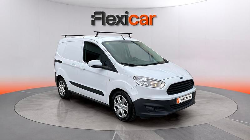 Usado Ford Transit 100 CV (73 kW) 2018 Blanco Familiar