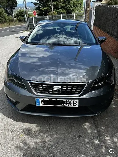 Usado Seat Leon ST XCELLENCE 150 CV (110 kW) 2017 Gris / plata Familiar