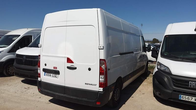 Usado Renault Master R.S. 145 CV (106 kW) 2020 Blanco Monovolumen