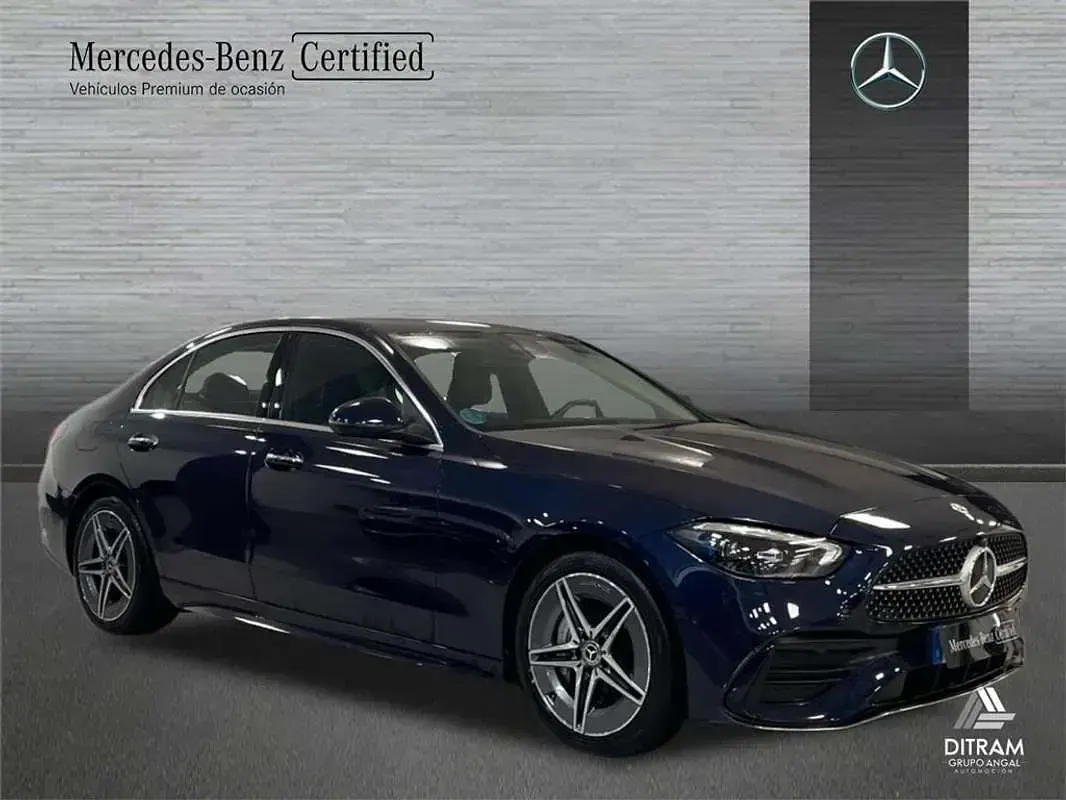 Käytetty Mercedes C220 200 HP (147 kW) 2023 Sedan