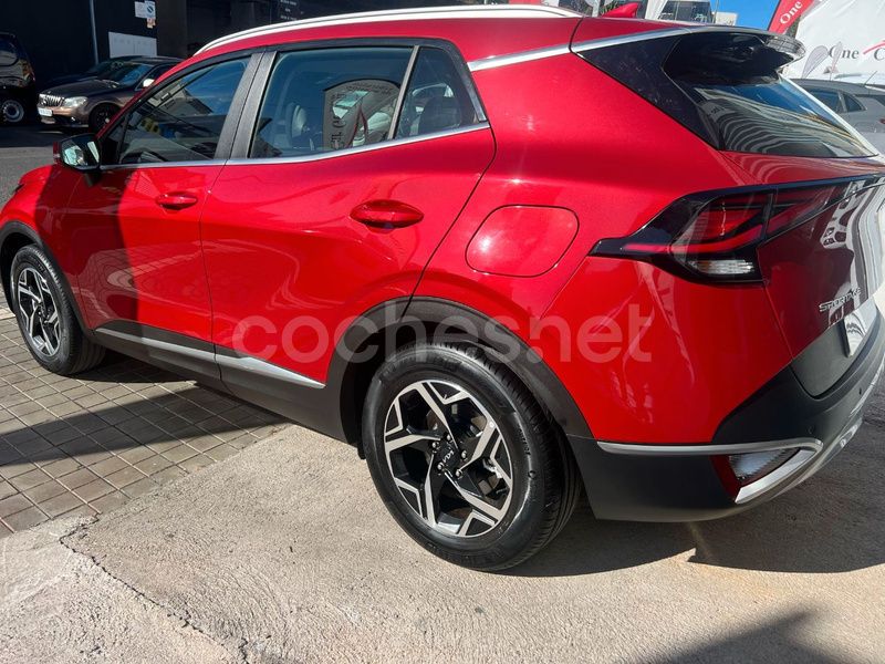 Usado Kia Sportage 152 CV (111 kW) 2023 Rojo SUV