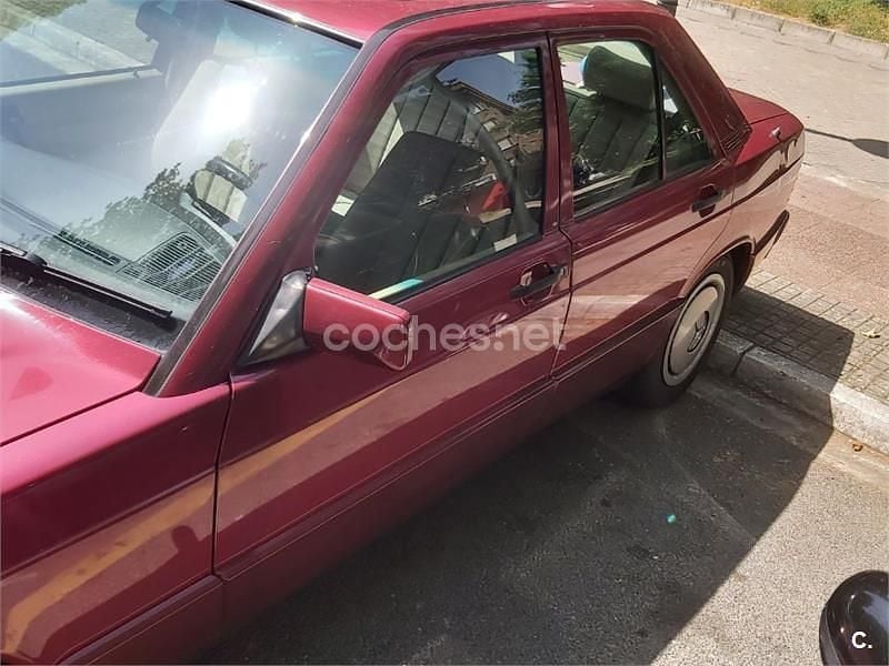 Granate Usado 1993 Mercedes 190 Berlina | 7000 € - Imagen 1/4