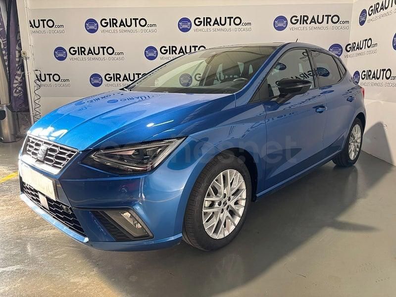 Usado Seat Ibiza FR 110 CV (80 kW) 2022 Azul Utilitario