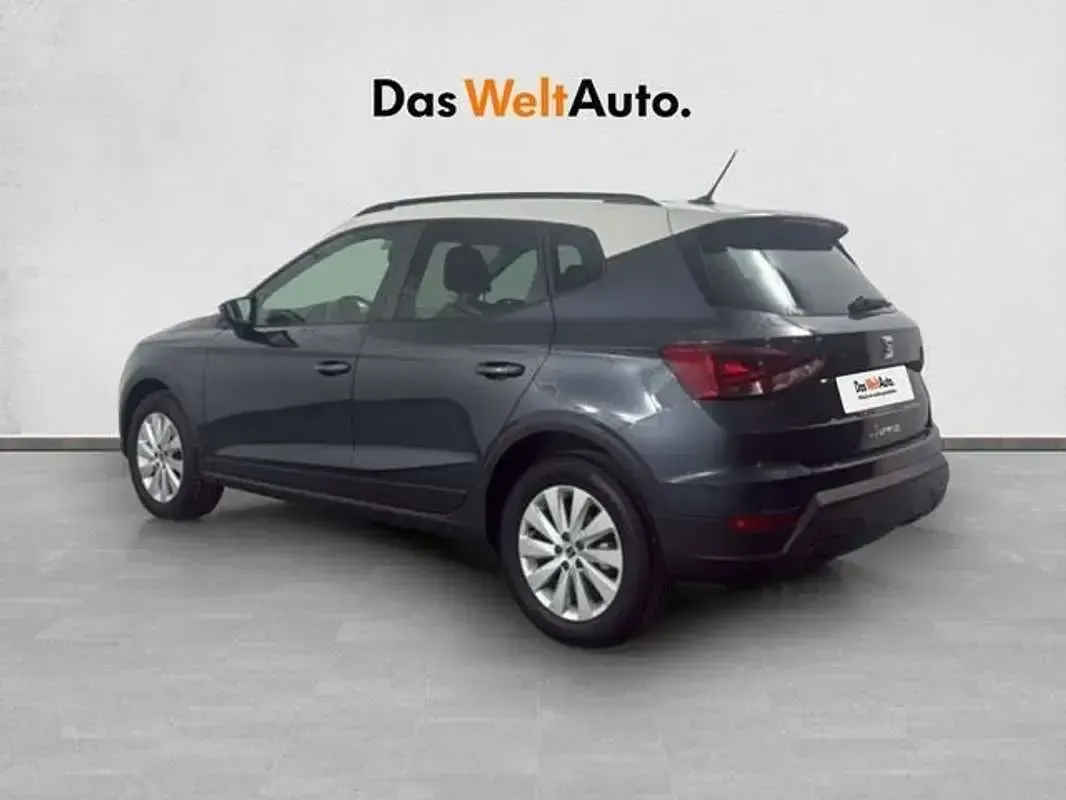 Usado Seat Arona Style 116 CV (85 kW) 2025 Gris SUV