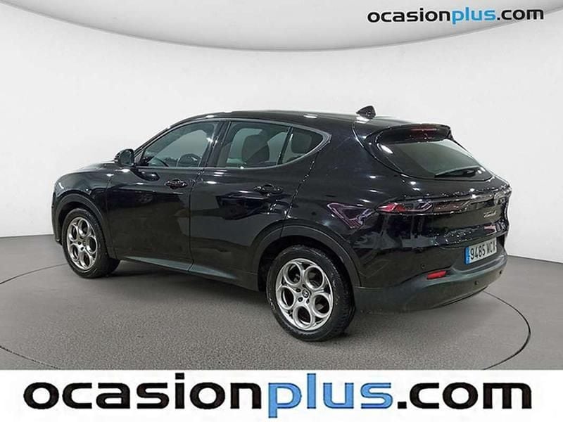 Usado Alfa Romeo Tonale Sprint 131 CV (96 kW) 2022 Negro SUV
