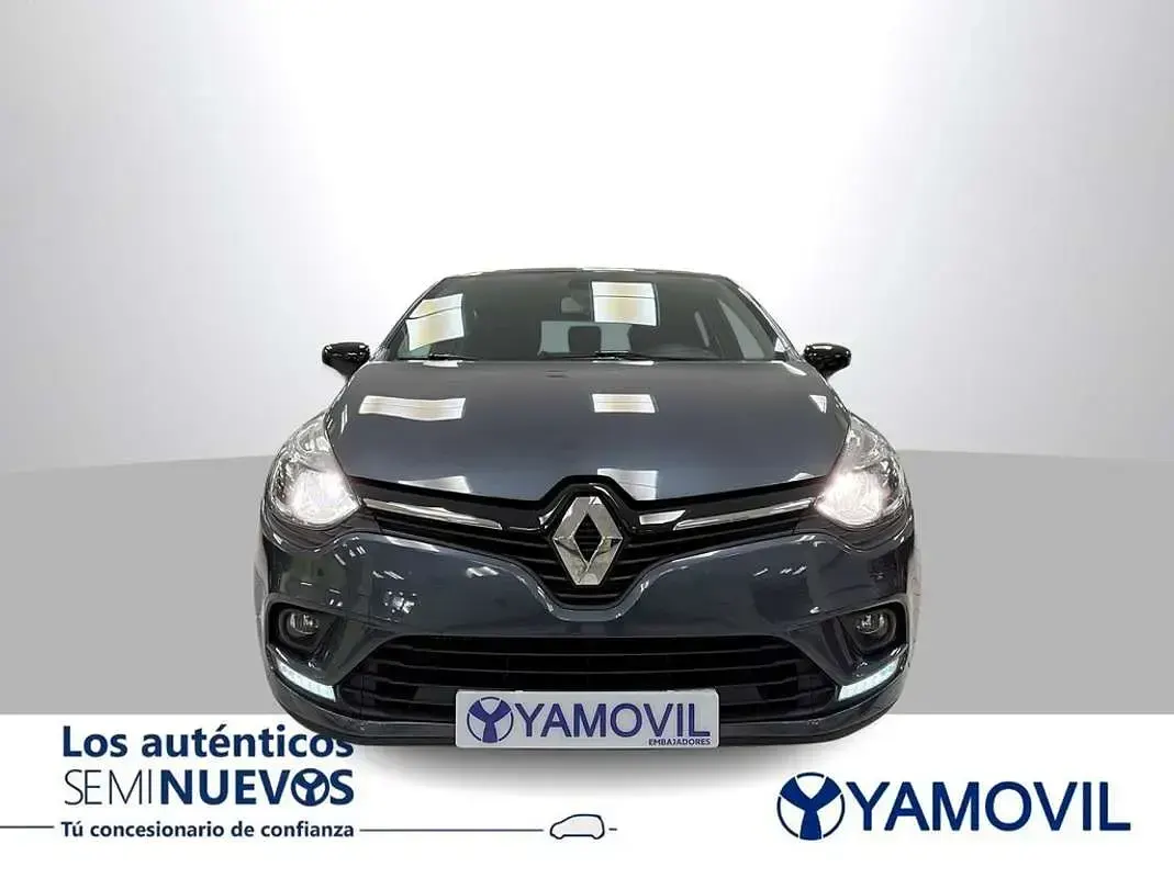 Usado Renault Clio LIMITED 90 CV (66 kW) 2018 Gris Utilitario