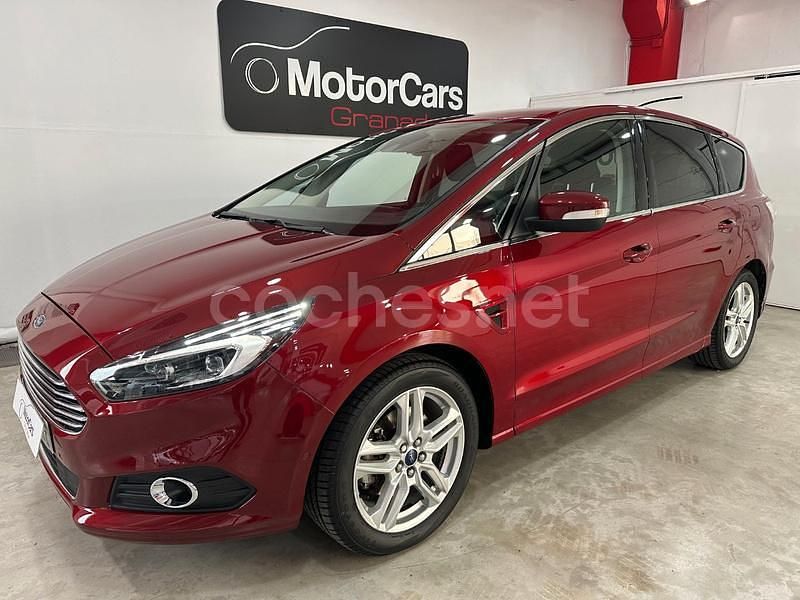 Granate Usado 2016 Ford S-MAX Titanium Monovolumen | 15.000 € (Precio justo) - Imagen 1/4