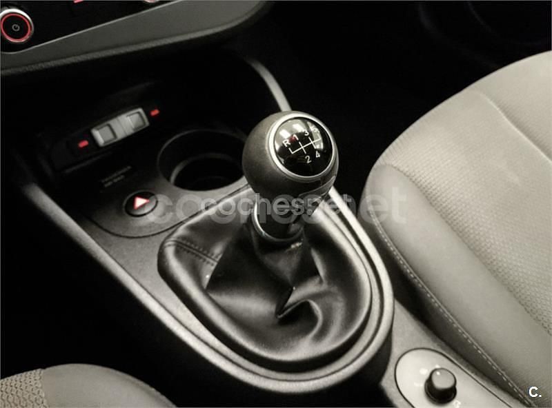 Usado Seat Leon Style 105 CV (77 kW) 2010 Blanco Utilitario