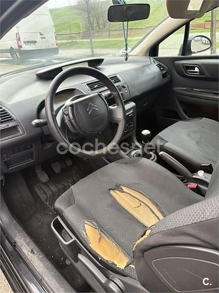 Usado Citroën C4 90 CV (66 kW) 2007 Negro Berlina