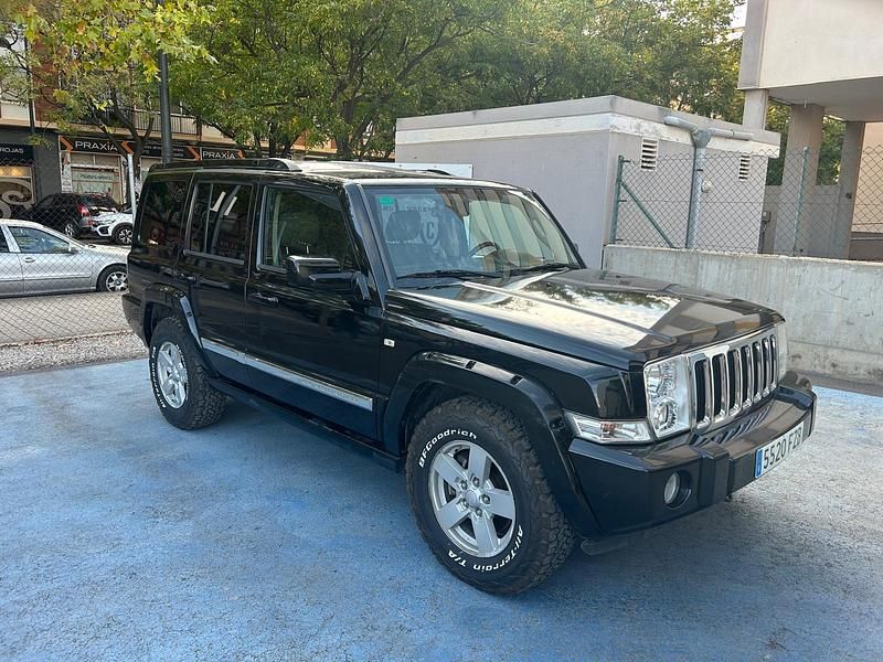 Negro Usado 2008 Jeep Commander Sport SUV | 15.900 € - Imagen 1/4