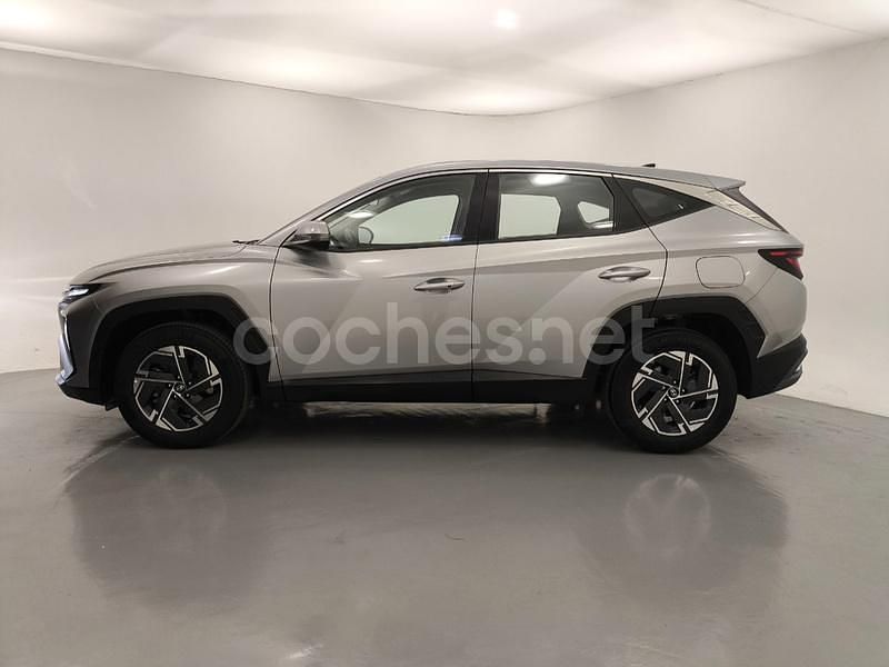 Usado Hyundai Tucson 160 CV (117 kW) 2025 Gris / plata SUV