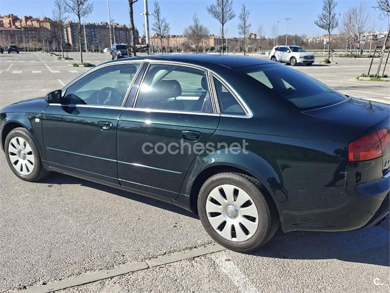 Usado Audi A4 140 CV (102 kW) 2007 Verde Berlina