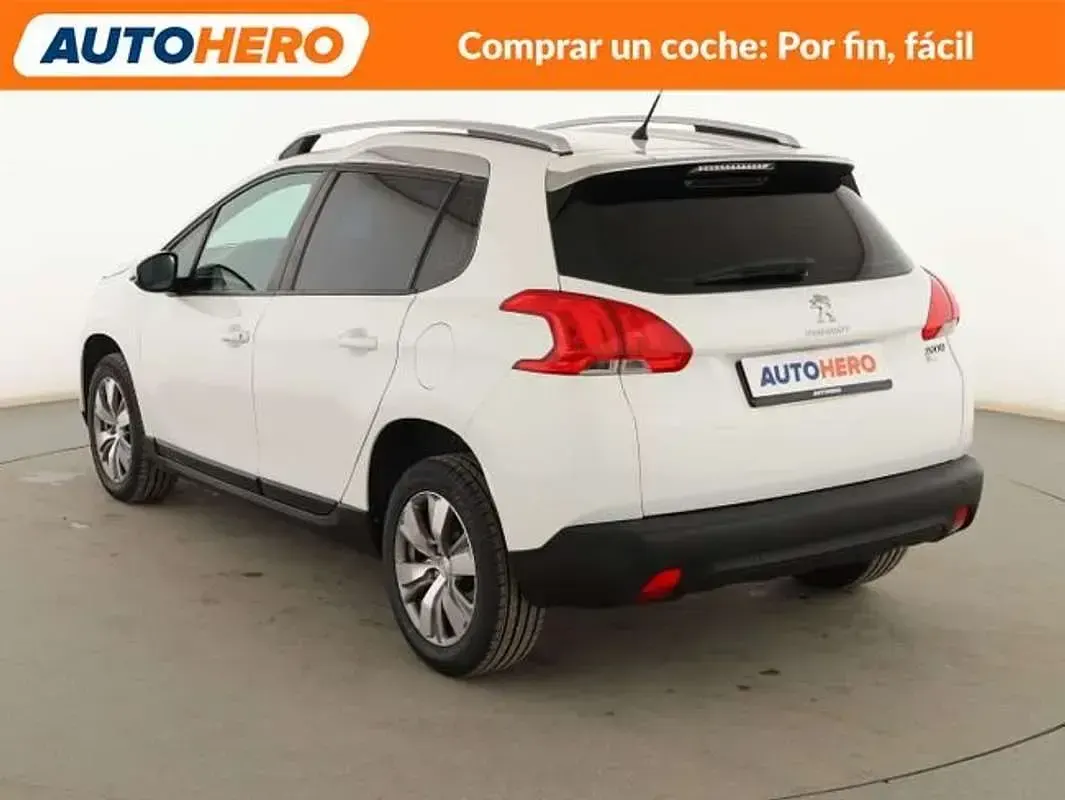 Usado Peugeot 2008 Active 92 CV (67 kW) 2014 Blanco SUV