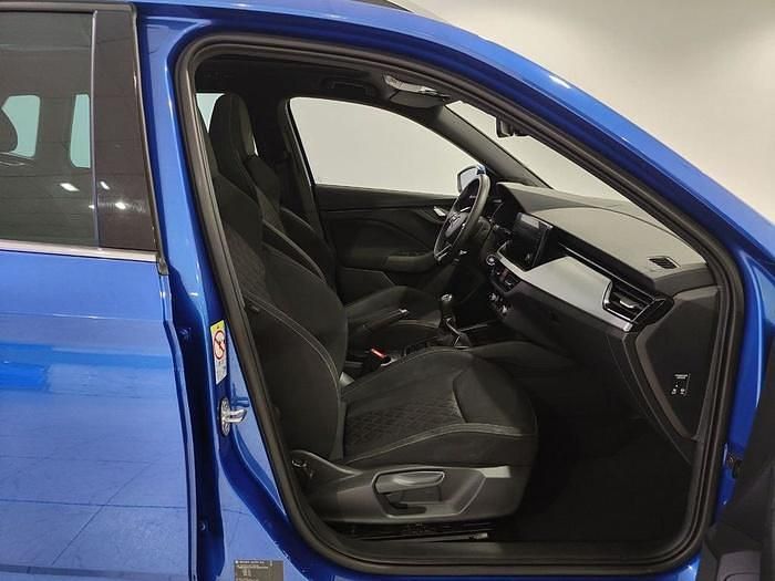 Usado Skoda Kamiq Essence 116 CV (85 kW) 2025 Azul SUV