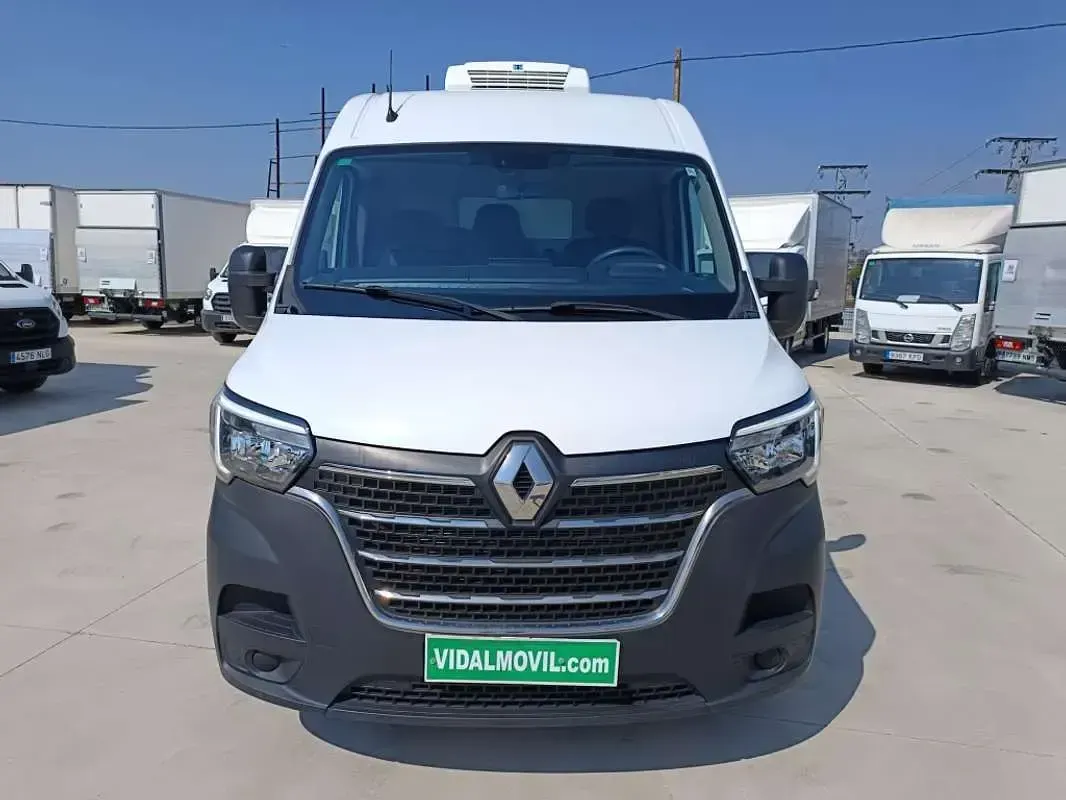 Usado Renault Master 135 CV (99 kW) 2021 Blanco Monovolumen