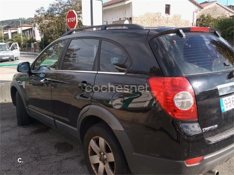 Negro Usado 2007 Chevrolet Captiva LT SUV | 5100 € (Precio justo) - Imagen 1/3