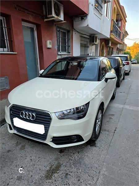 Blanco Usado 2011 Audi A1 Attraction Berlina | 6700 € (Precio justo) - Imagen 1/4