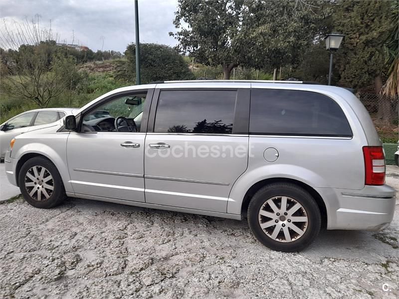 Usado Chrysler Grand Voyager Limited 163 CV (119 kW) 2008 Gris / plata Monovolumen