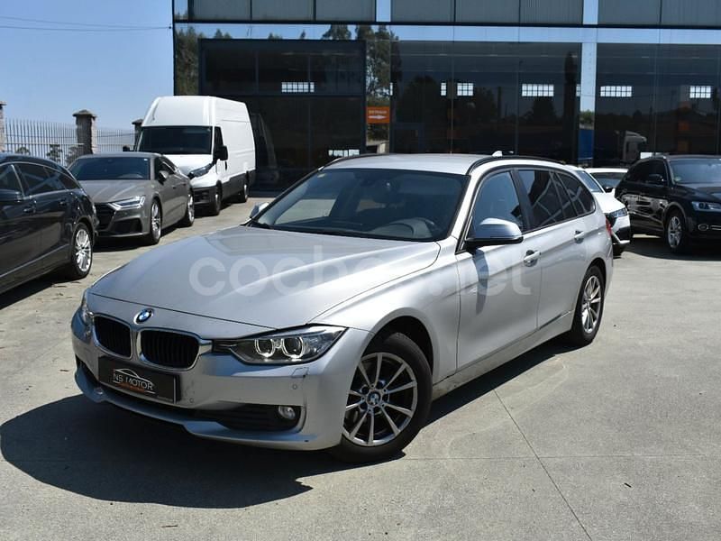 Gris / plata Usado 2013 BMW 318 Familiar | 10.900 € (Un poco caro) - Imagen 1/4