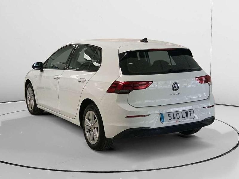 Usado VW Golf VIII 116 CV (85 kW) 2022 Blanco Utilitario