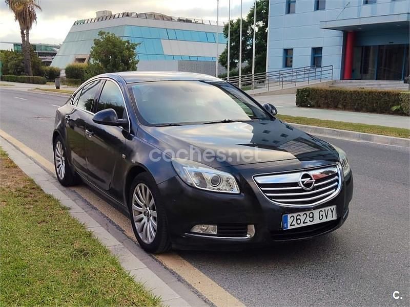 Negro Usado 2010 Opel Insignia Cosmo Berlina | 5500 € (Buen precio) - Imagen 1/4