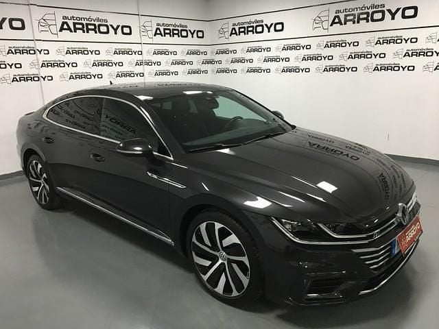 Usado VW Arteon R-line 150 CV (110 kW) 2018 Gris Berlina