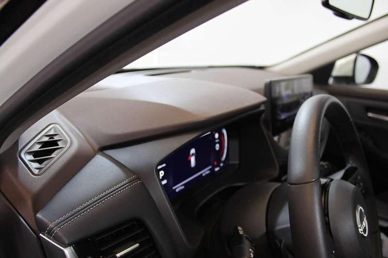 Usado Nissan X-Trail N-Connecta 163 CV (119 kW) 2024 Blanco SUV