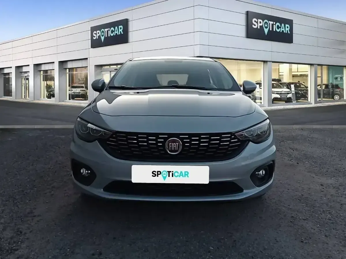Usado Fiat Tipo Mirror 95 CV (69 kW) 2020 Gris Familiar