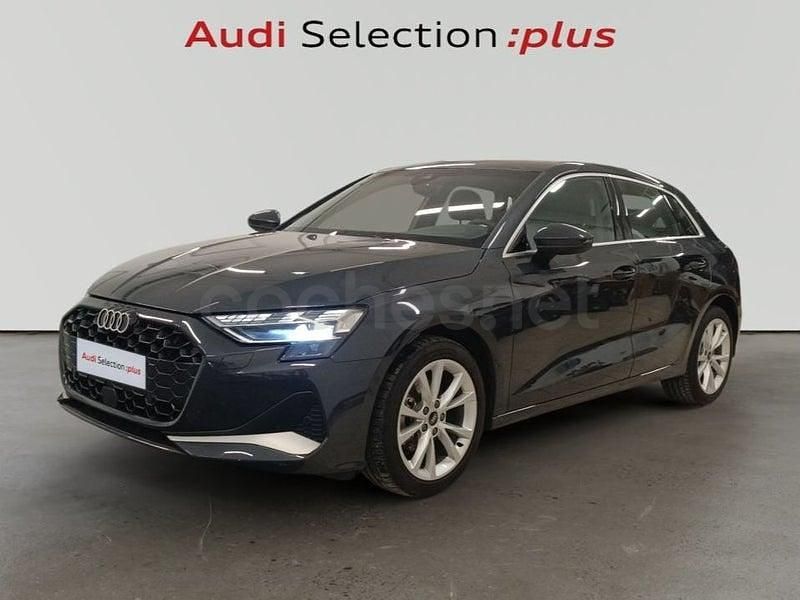 Usado Audi A3 Advanced Plus 150 CV (110 kW) 2024 Gris / plata Berlina