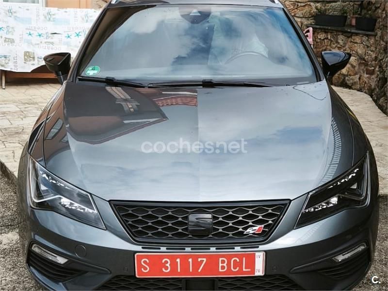 Gris / plata Usado 2018 Cupra Leon Familiar | 25.500 € (Un poco caro) - Imagen 1/4