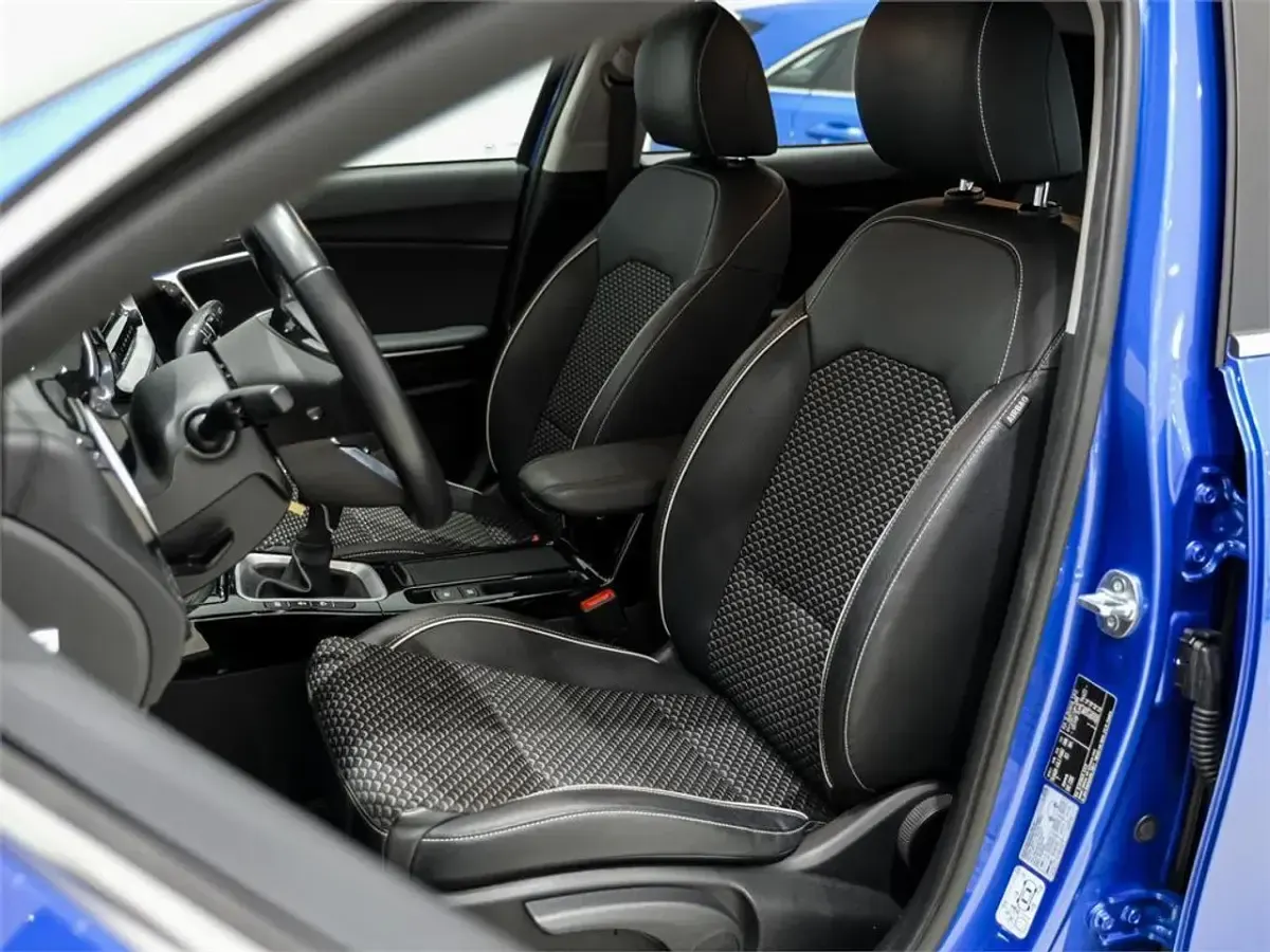 Usado Kia XCeed 160 CV (117 kW) 2022 Azul SUV
