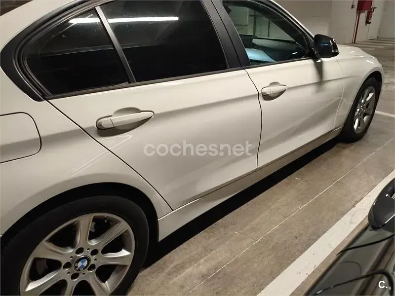 Usado BMW 318 143 CV (105 kW) 2014 Blanco Berlina