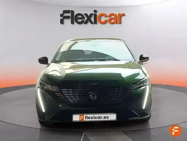 Usado Peugeot 308 Allure 130 CV (95 kW) 2023 Verde