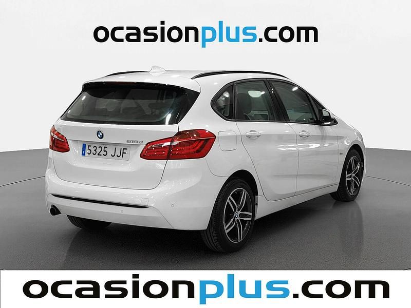 Usado BMW 218 Active Tourer 150 CV (110 kW) 2015 Blanco Monovolumen