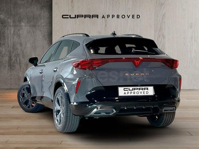 Usado Cupra Formentor 150 CV (110 kW) 2024 Gris / plata SUV
