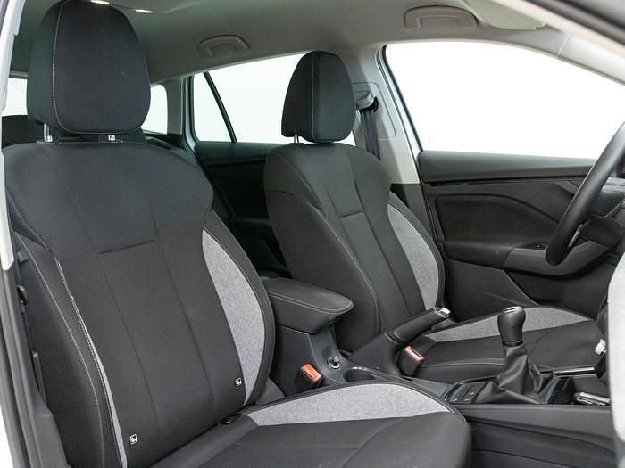 Usado Skoda Scala Selection 115 CV (84 kW) 2023 Blanco Utilitario