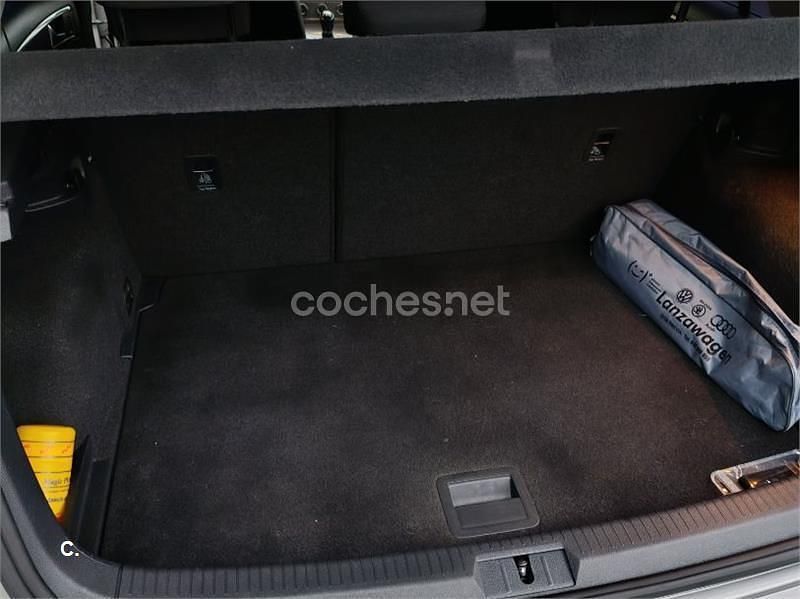 Beige Usado 2014 VW Golf VII Edition Familiar | 8800 € (Precio justo) - Imagen 1/4
