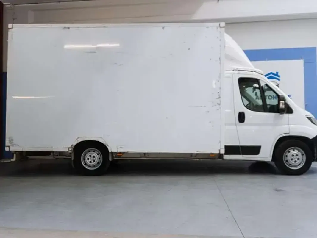 Usado Peugeot Boxer S 140 CV (102 kW) 2020 Blanco Van
