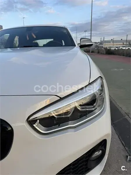Begagnad BMW 118 143 HK (105 kW) 2016 Vit Halvkombi