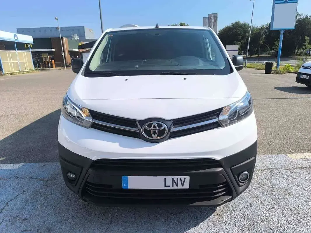Usado Toyota Proace Business Edition 101 CV (74 kW) 2021 Blanco Monovolumen