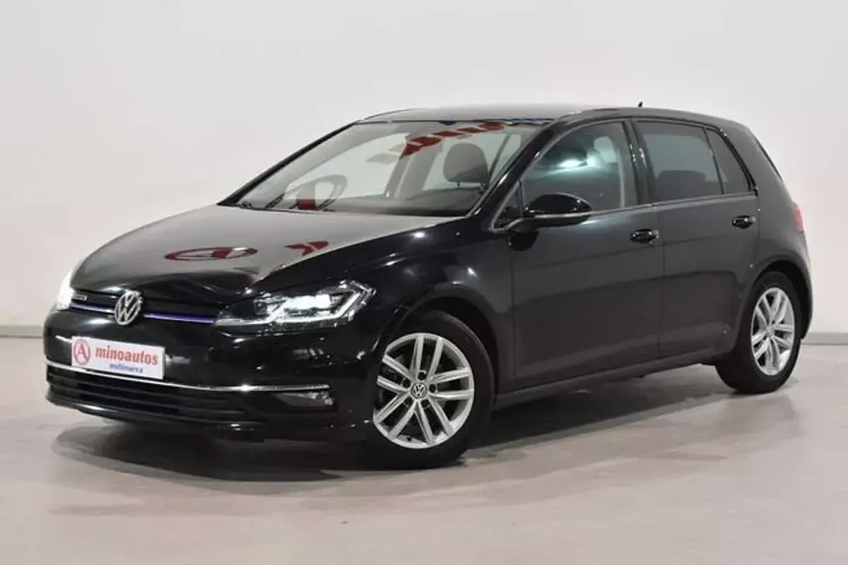 Usado VW Golf VII Sportline 131 CV (96 kW) 2019 Negro Utilitario