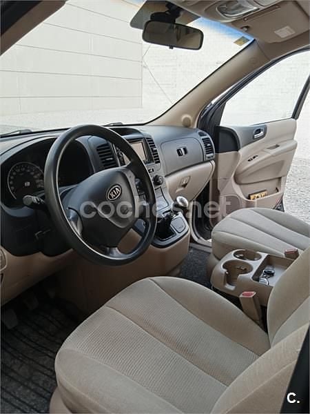 Negro Usado 2010 Kia Carnival Active Monovolumen | 10.500 € - Imagen 1/4