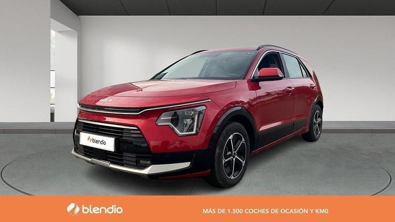 Usado Kia Niro 129 CV (94 kW) 2025 Rojo SUV