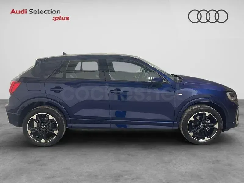 Usado Audi Q2 116 CV (85 kW) 2025 Azul SUV