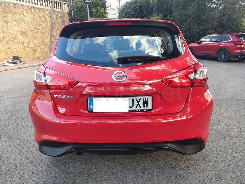 Usado Nissan Pulsar N-Connecta 115 CV (84 kW) 2017 Rojo Utilitario