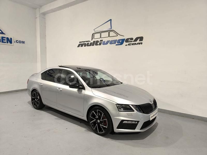 Gris / plata Usado 2019 Skoda Octavia RS Berlina | 31.900 € - Imagen 1/4