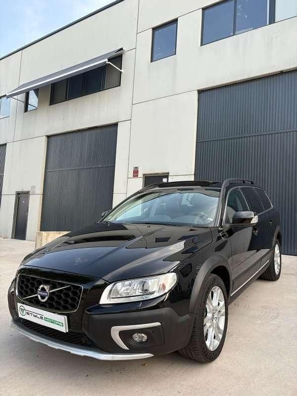Negro Usado 2015 Volvo XC70 Summum SUV | 17.490 € - Imagen 1/1