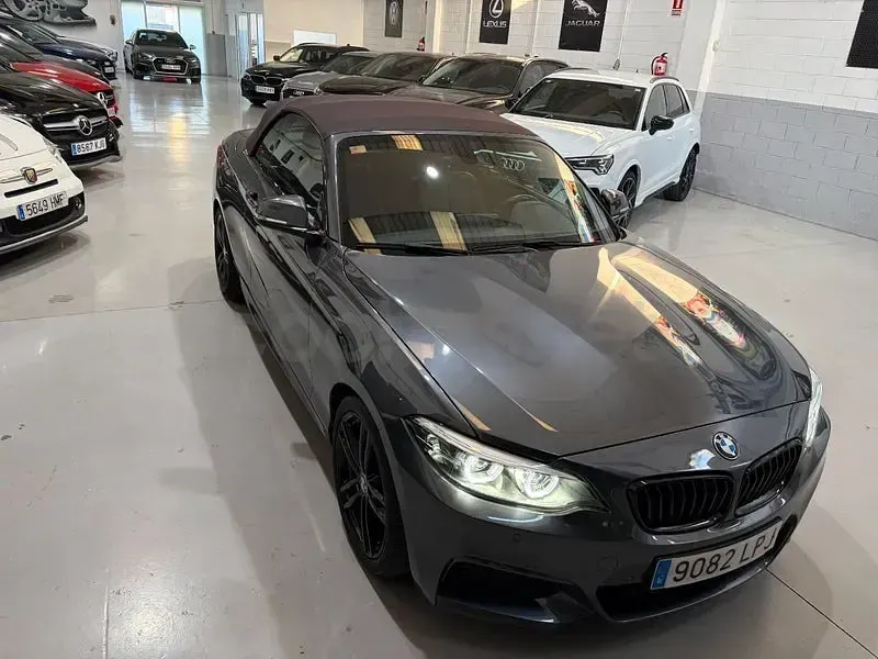 Usado BMW 218 136 CV (100 kW) 2021 Gris / plata Descapotable